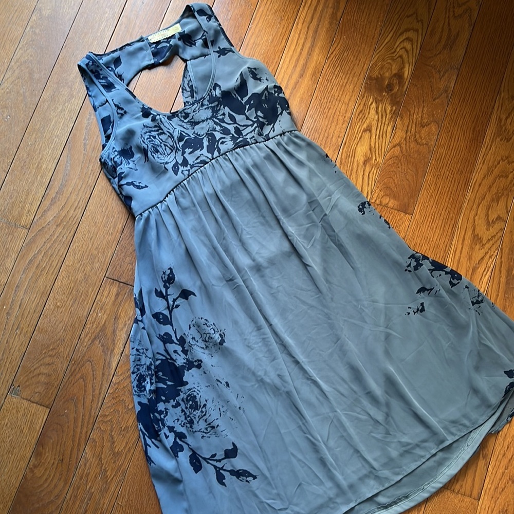 Anthropologie Pins & Needles blue floral dress size 2